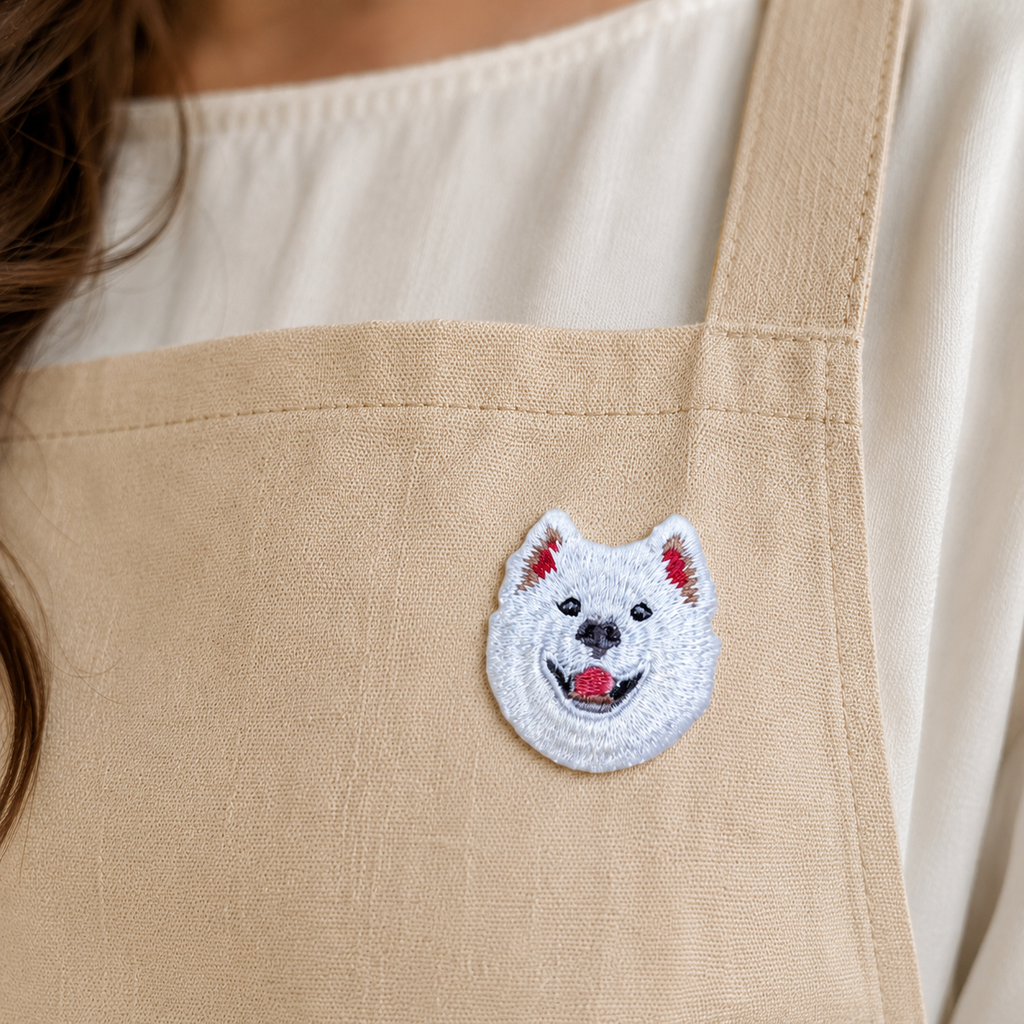 Cute Samoyed Dog Iron-On Embroidered Patch