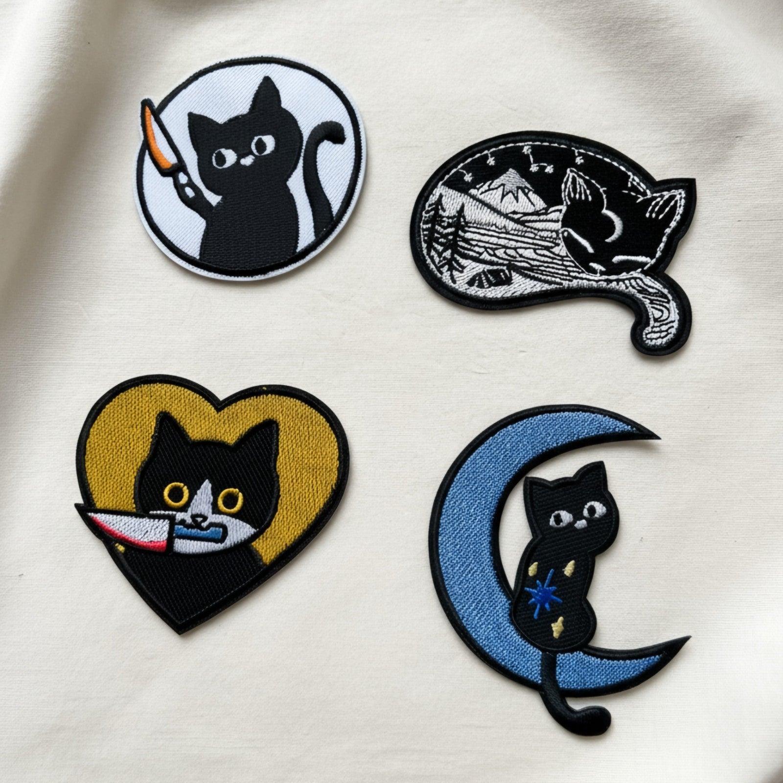 lustige schwarze Katze mit Messer Aufnäher Bügelbild Aufbügler Applikation Patch